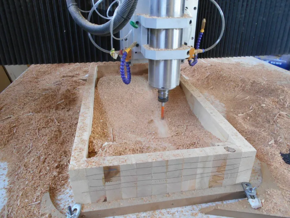 CNC рутер услуги, CNC фрезоване и рутерно рязане | Алуминий и дърво