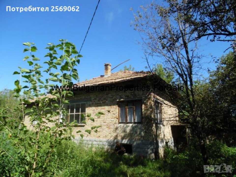 Продава се къща в село Ломци