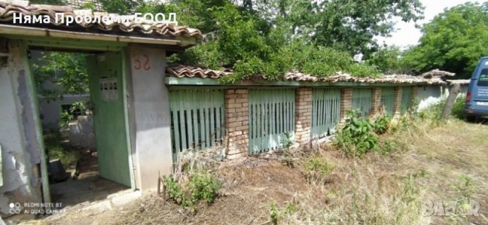 Продава се  прекрасна къща в село  Паламарца15
