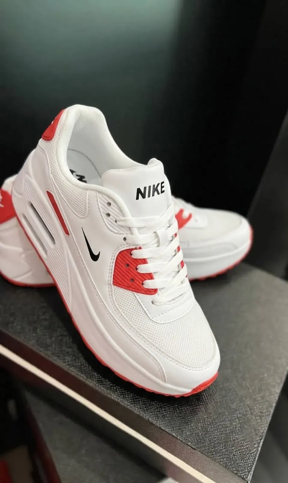 Спортни обувки Nike