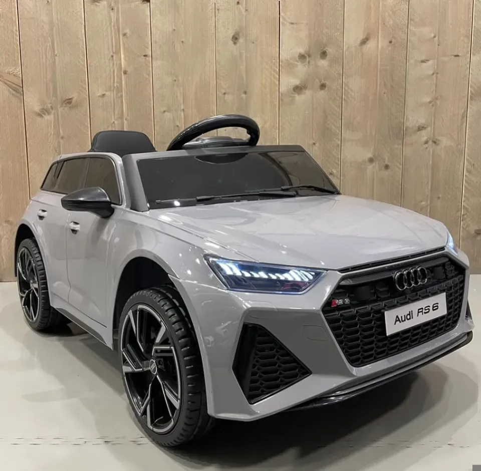 Детска акумулаторна кола Audi RS Q8 12V