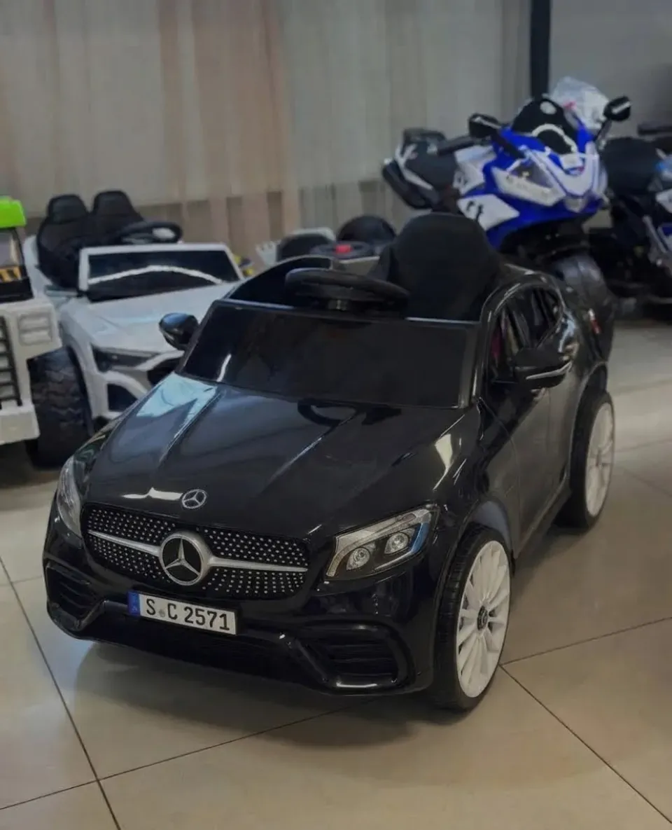акумулаторна кола Mercedes Benz CLS350 с кожена седалка 12V