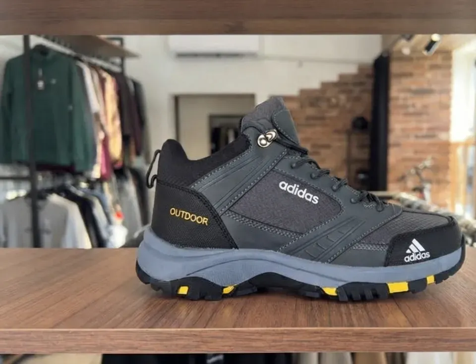 Мъжки спортни обувки Adidas Outdoor