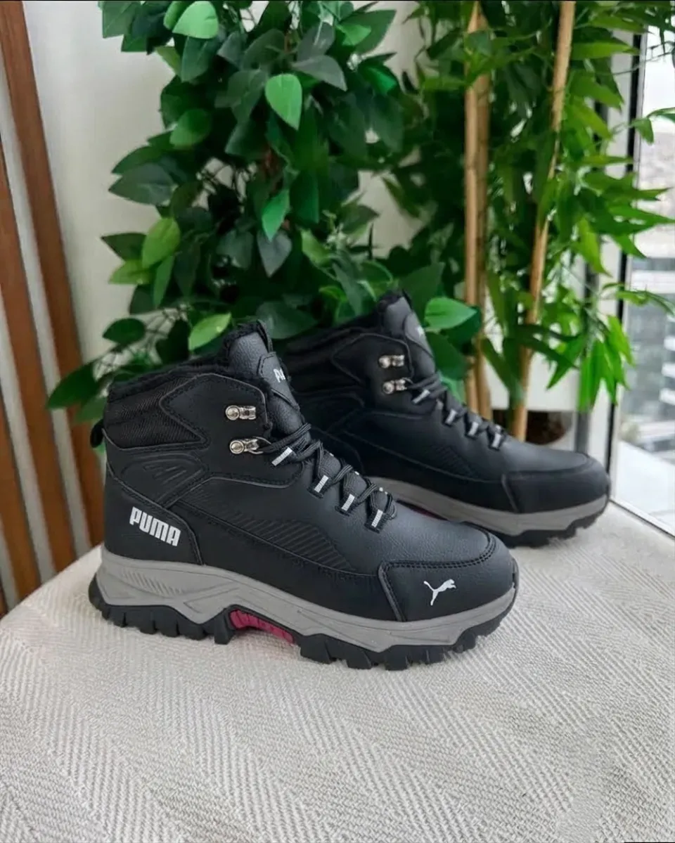 Черни зимни спортни обувки Puma